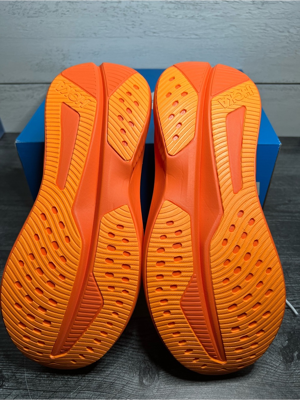 Hoka Womens Mach 6 with Orange Accents and Purple Laces - Picture 5 of 5